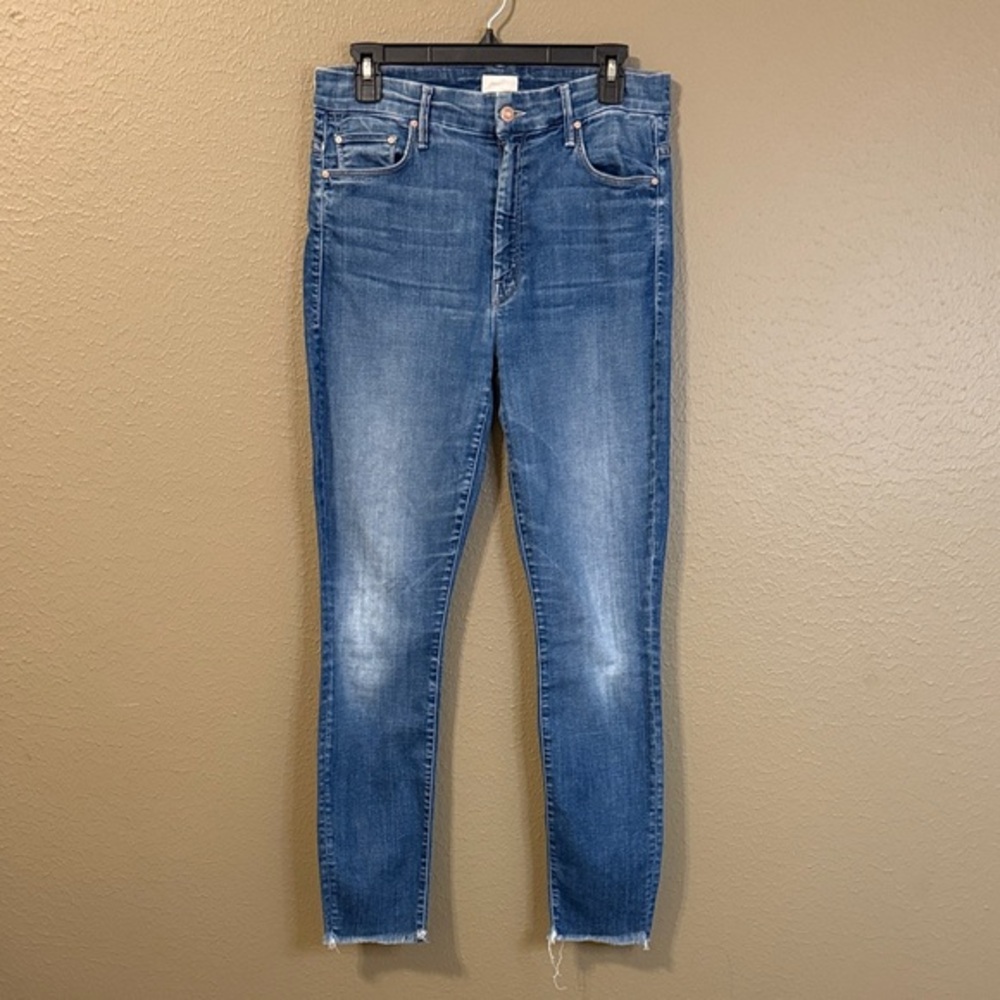 MOTHER Ankle Cropped Blue Jeans
